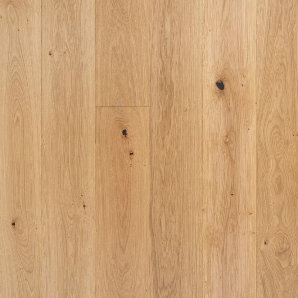 Engineered wooden flooring in colour Natural Oak
